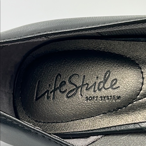 NWOT Lifestride Sevyn Pump 8w Black $49 Pointy Toe Professional Classic - Picture 2 of 15